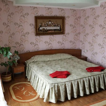 Готель ***Феєрія Tyachiv Luaran gambar