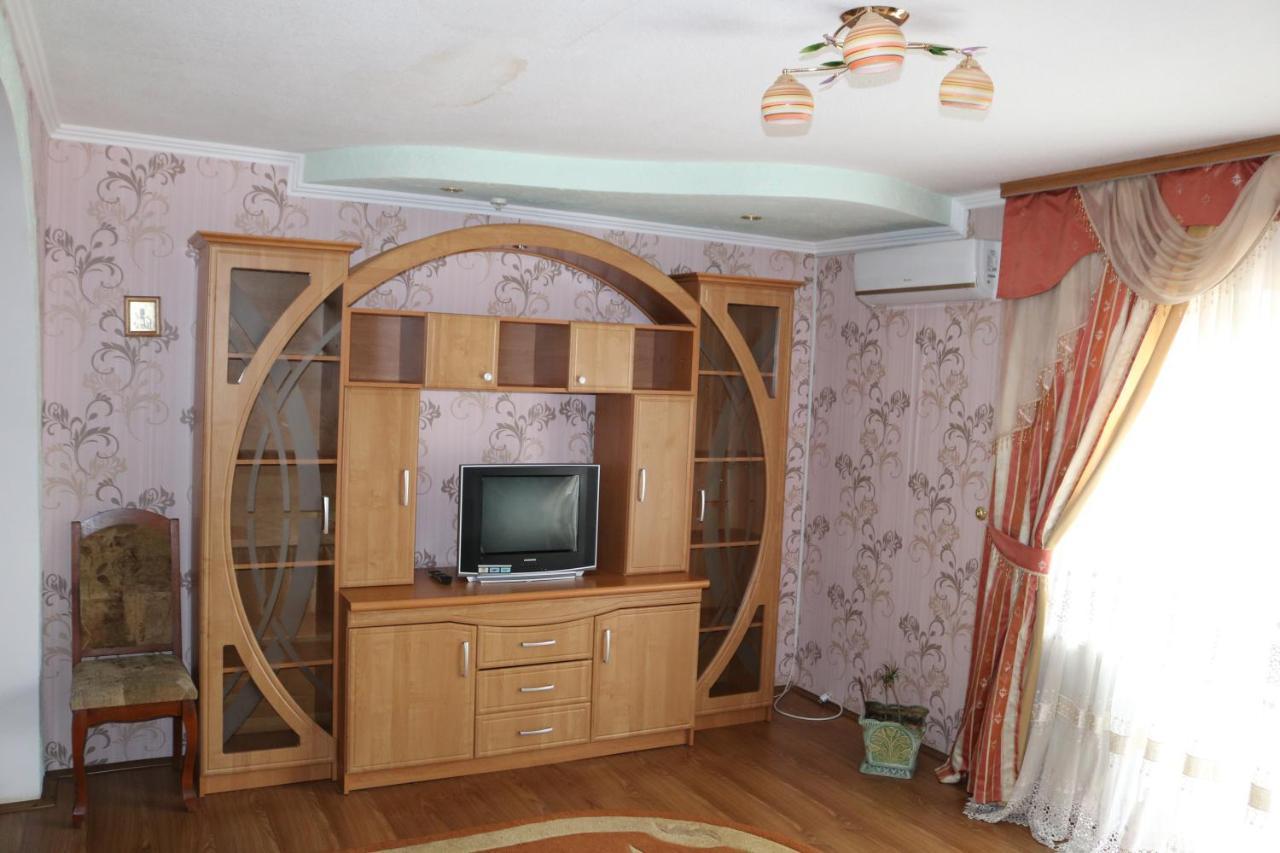 Готель ***Феєрія Tyachiv Luaran gambar