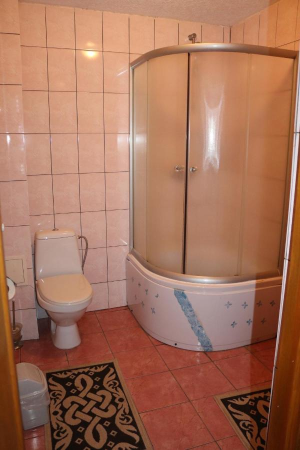 Готель ***Феєрія Tyachiv Luaran gambar