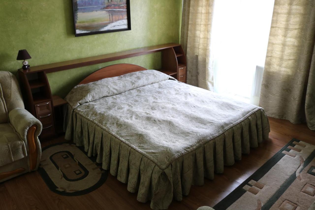 Готель ***Феєрія Tyachiv Luaran gambar
